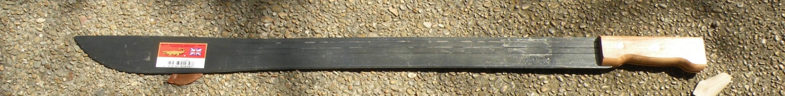 New Martindale Crocodile Machete no15 28in Long Blade with Wood Handle