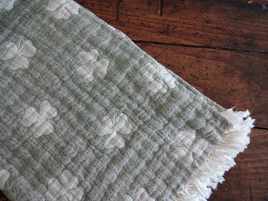 PISCATEXTIL Portugal WOVEN GREEN Cream SHAMROCK Reversible COTTON THROW BLANKET