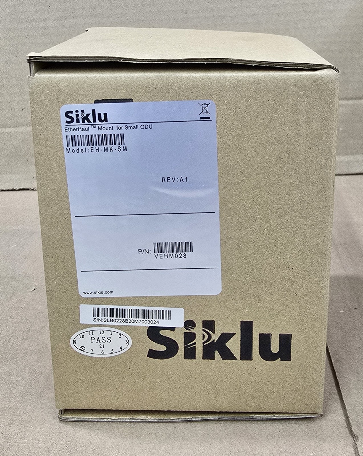 New Siklu EtherHaul Mounting Kit for all small ODUs Model # EH-MK-SM