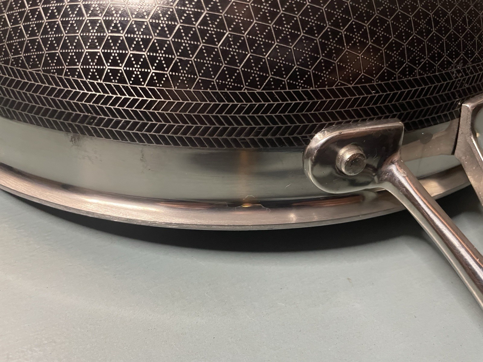 Hexclad 12" Wok Hybrid Stainless Steel Nonstick Pan Used no lid (W19)