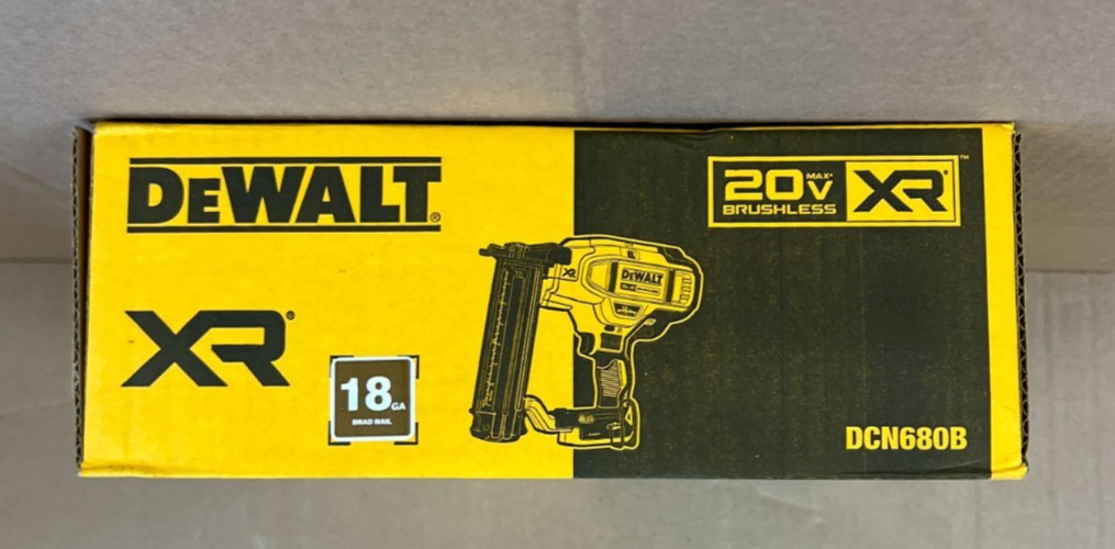 [NEW] (DCN680B) DeWalt 20V MAX XR 18 Gauge Brad Nailer (Tool Only)