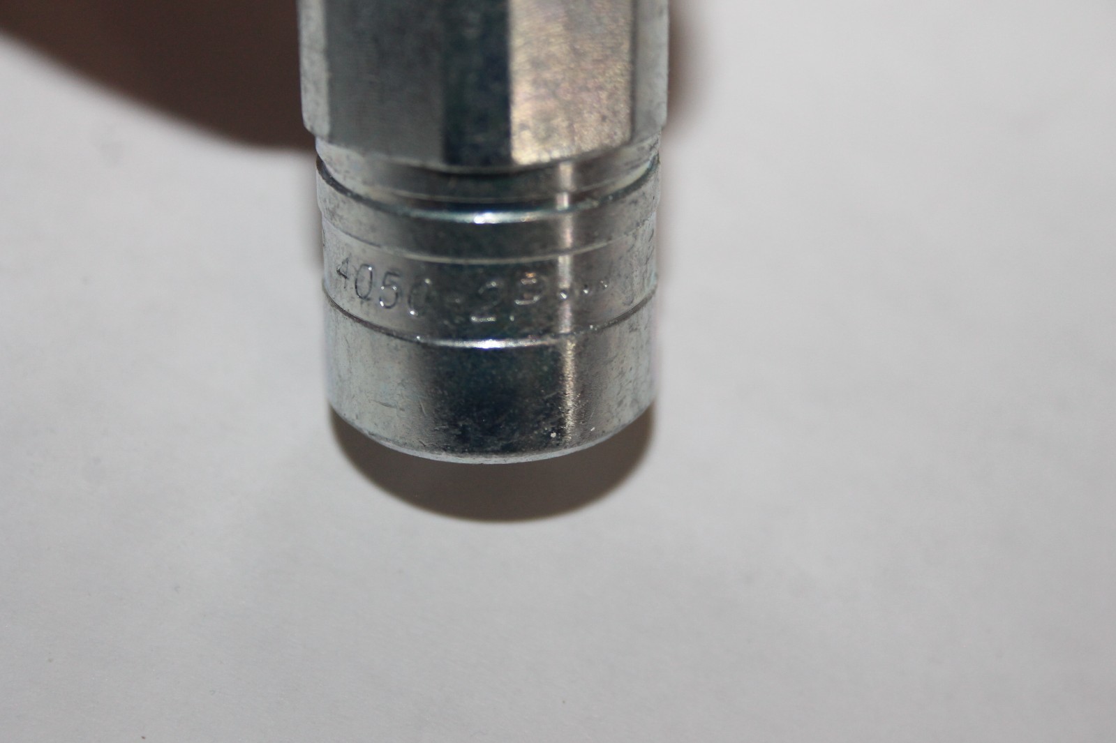 Pioneer Parker 4050-2P Female Manual Quick Connect Coupler NEW