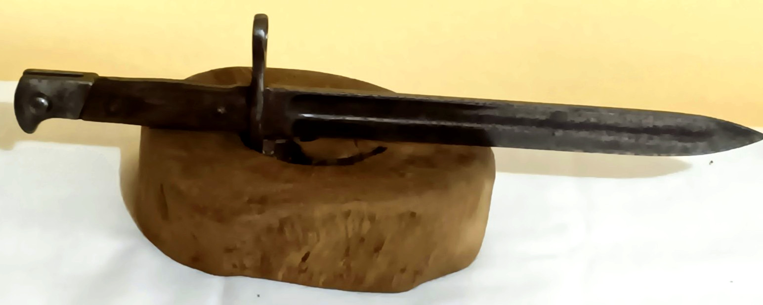 Antique Mauser Bayonet Simpson & CO  Suhl #860