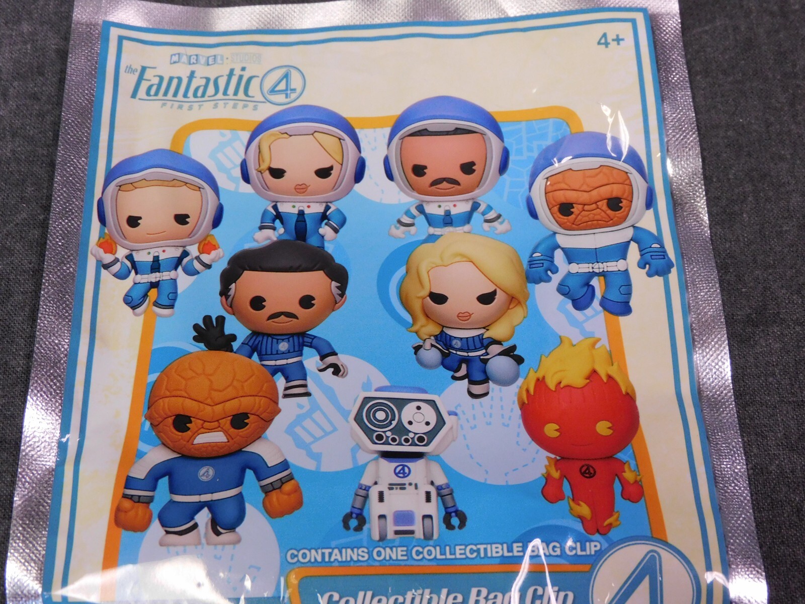 Fantastic 4 NEW * Invisible Woman Clip * Blind Bag Key Chain Monogram