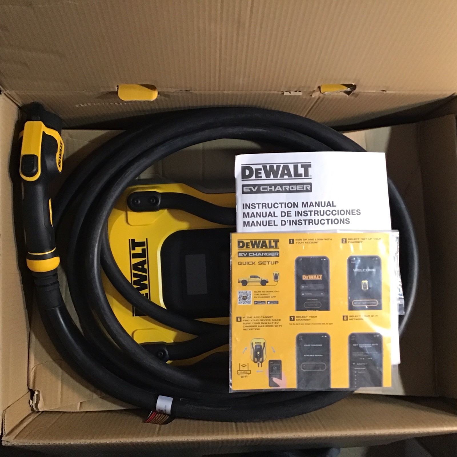 DEWALT Level-2 Wall Mounted Electric Vehicle EV Charger 48 Amps Dxpaev048 New