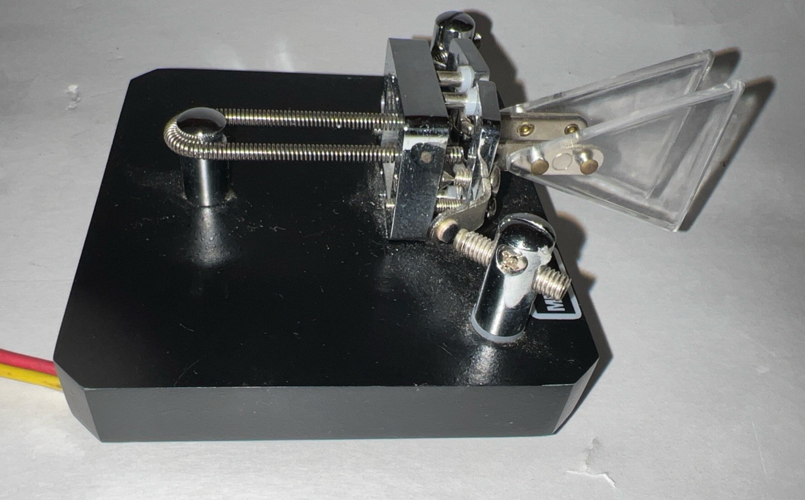 MFJ-564B Dual Iambic Key Paddle Ham Radio Key Morse Code Chrome/Black Base New