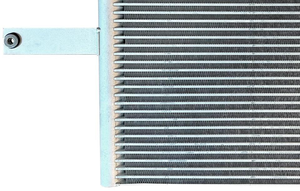 Transmission Oil Cooler For 2003-2004 Ford F-350 Super Duty 6.0L