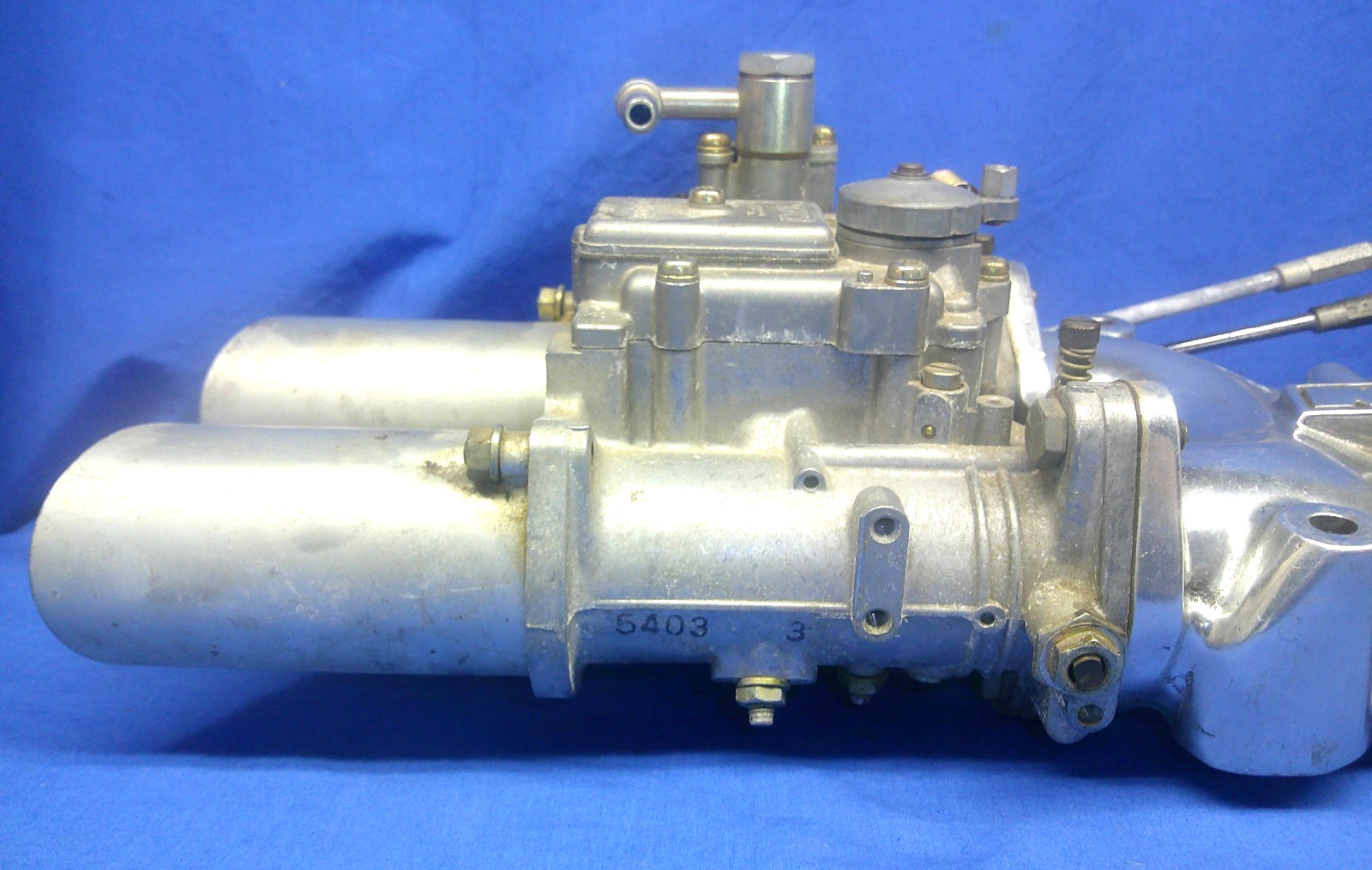 B&M Super Charger Low Profile Dual Carb Intake Hat w/ Mikuni 40PHH Carburetors