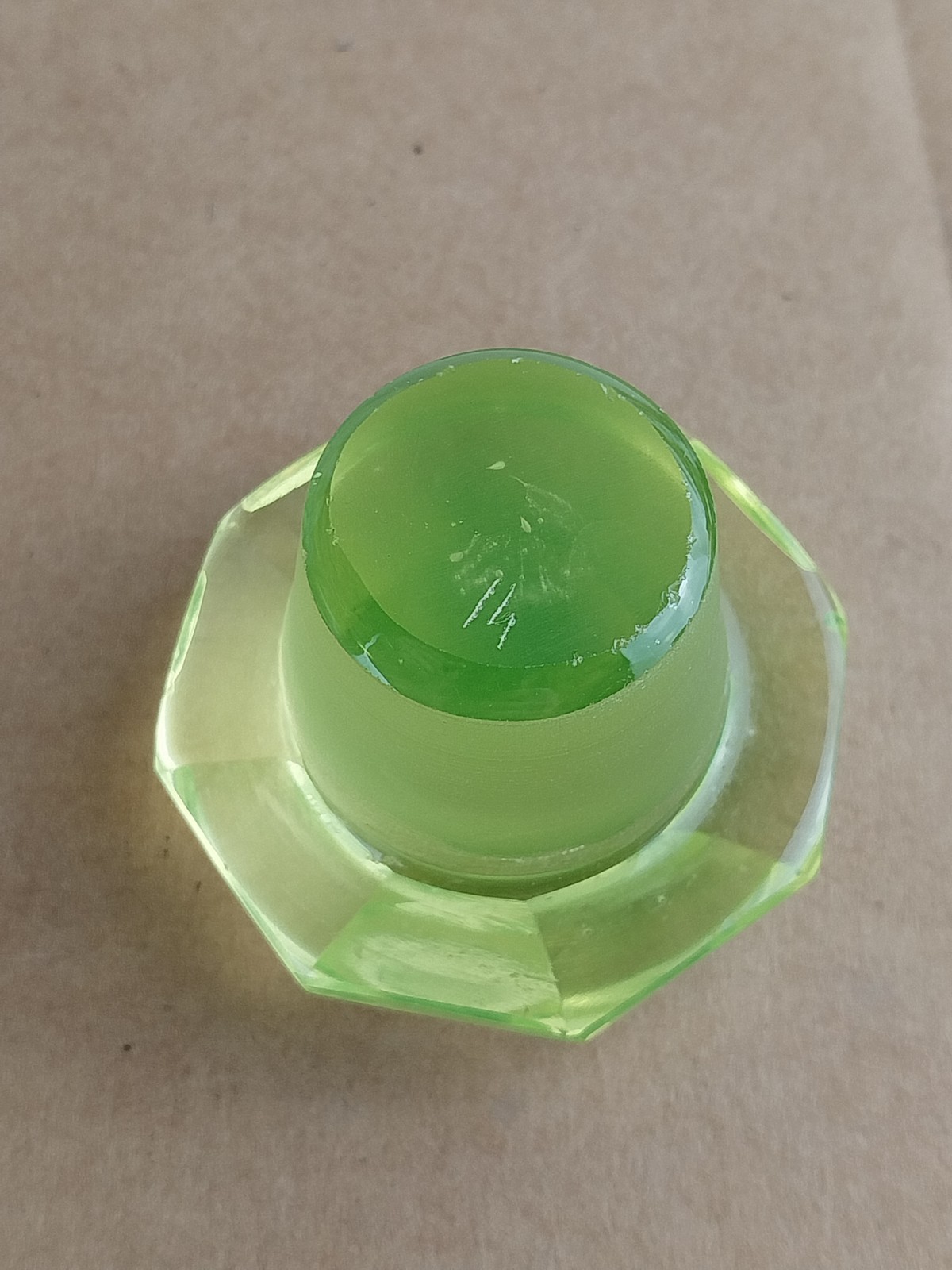Antique Rare Uranium Glass Apothecary Chemist Pharmacy Medicine Bottle Vaseline