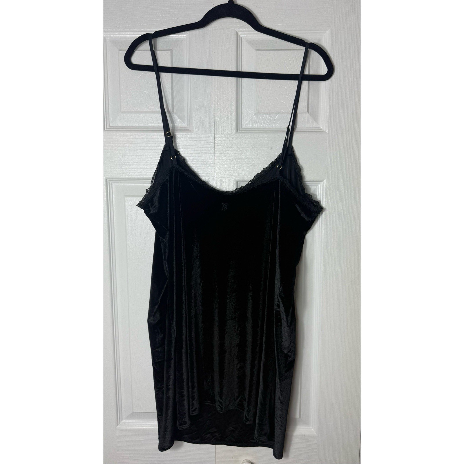 Victoria’s Secret Black Velvet Lace Trim Chemise Slip Dress Nightgown Size XL