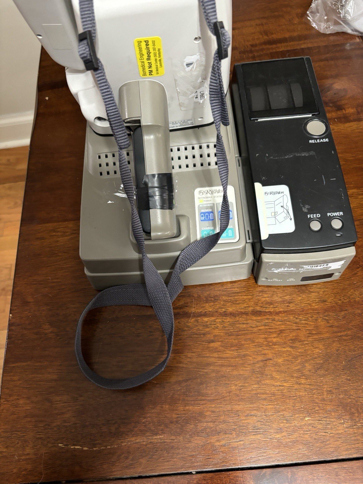 Righton Nikon Retinomax 2 autorefractor + charger & Printer - Needs New Battery