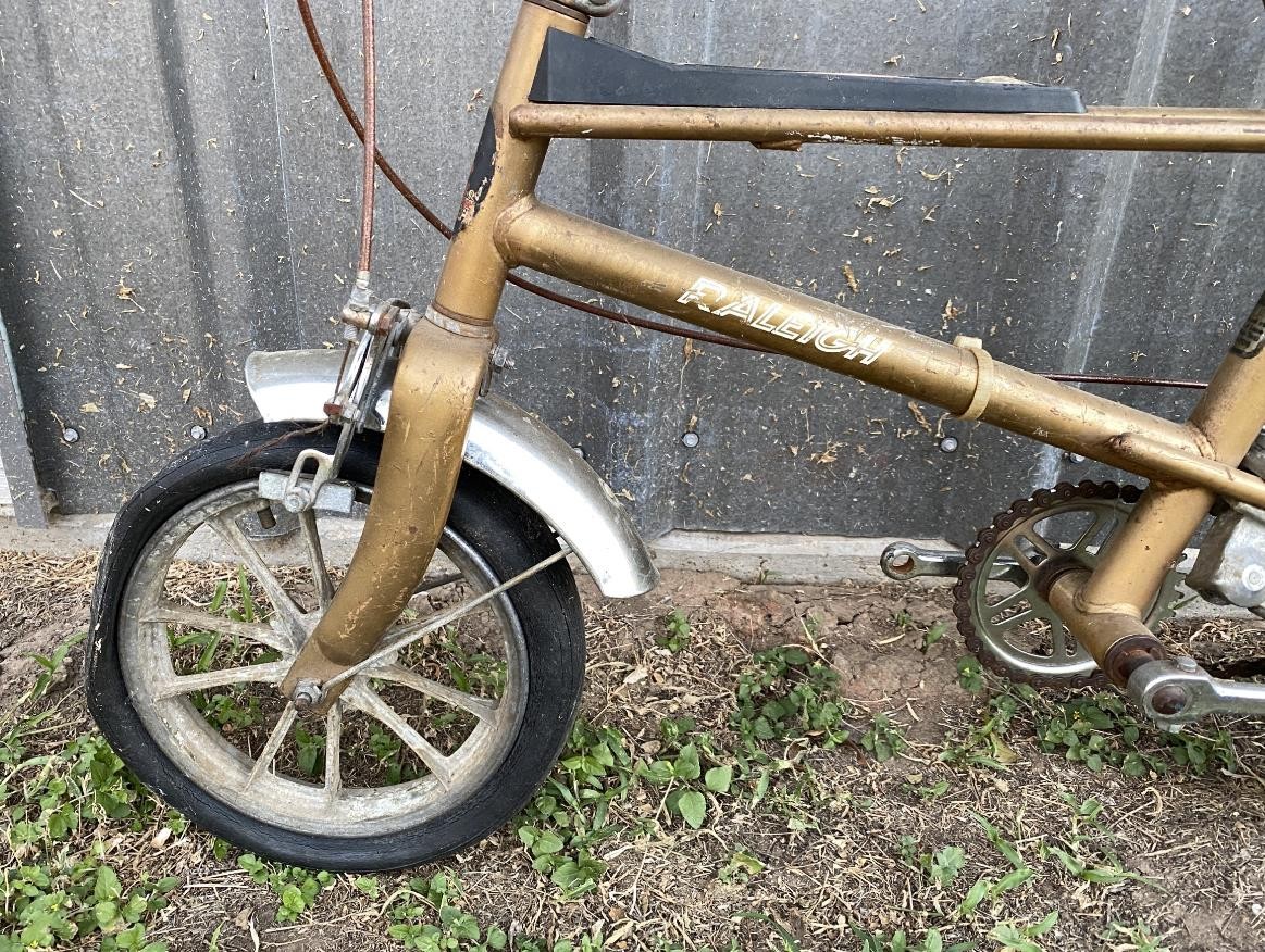 vintage Raleigh TOMAHAWK 16" 3 speed Muscle BIKE bicycle Mag wheels