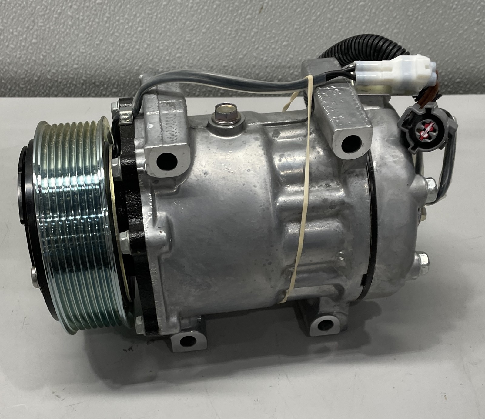 OEM Sanden AC Compressor RD-5-11245-0P