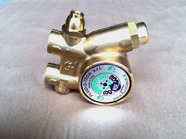 FLUID-O-TECH CARBONATOR PUMP, 100gph. CO2 PUMPS