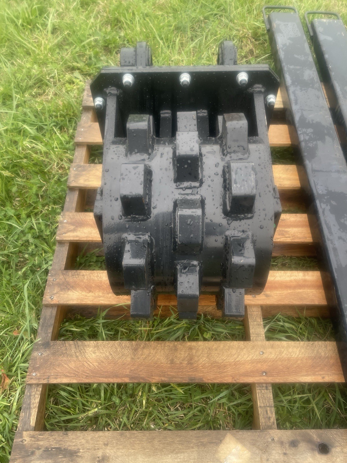 compactor wheel for cat 305 excavator New!!!