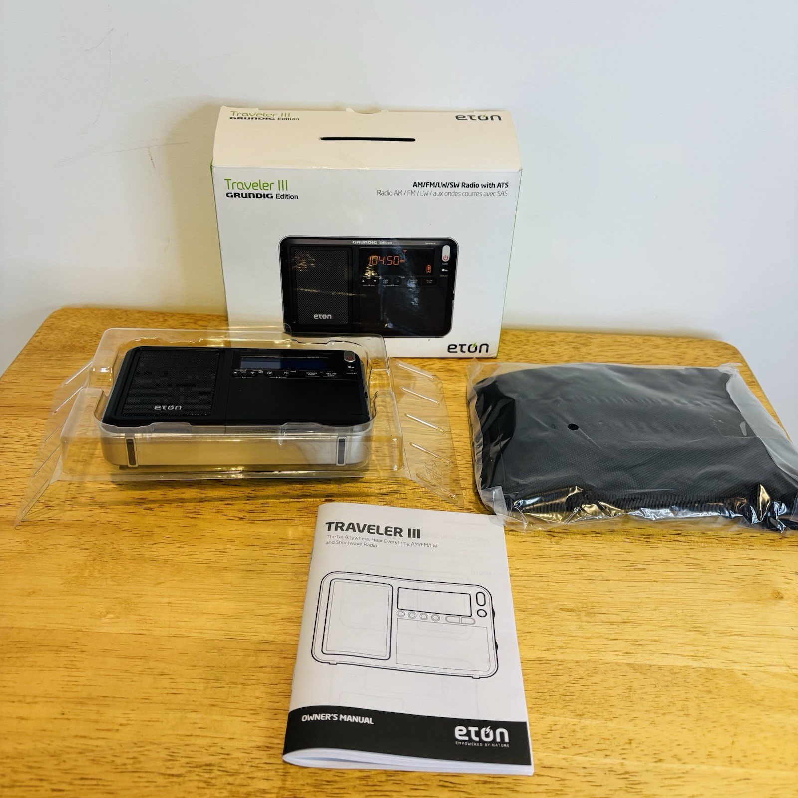 Eton Grundig Traveler III Edition Black Radio/AM/FM/LW/SW Alarm New Open Box