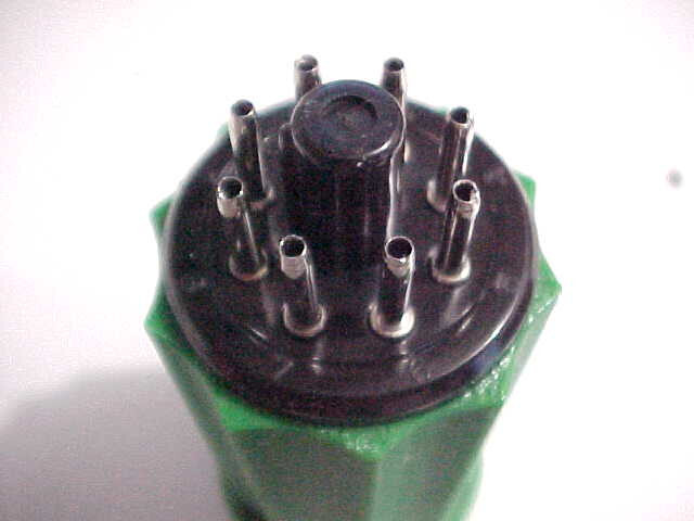 2 LOT 8-PIN PLUG-IN COIL FORMS FOR SHORTWAVE & HAM RADIO PROJECTS