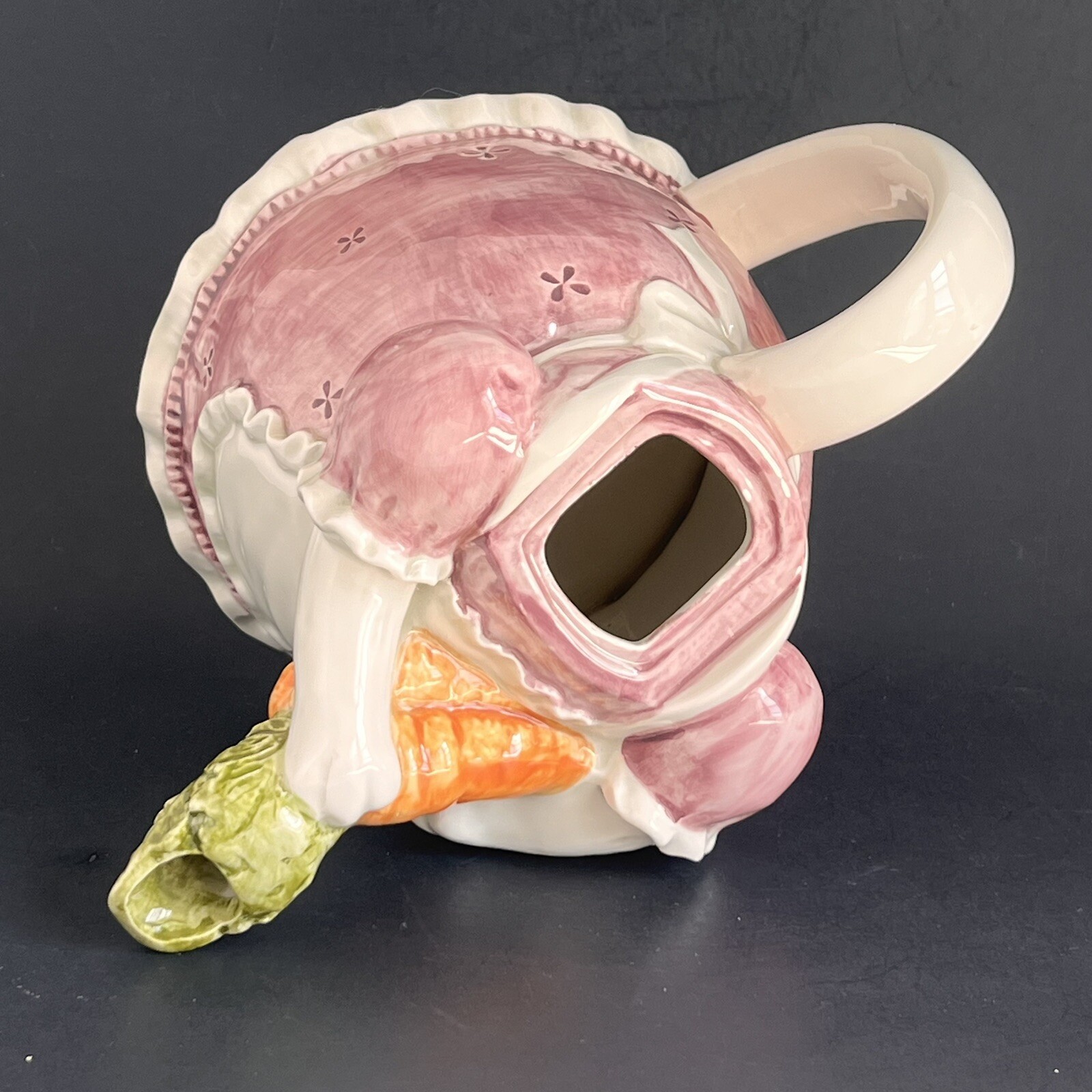 Otagiri Handpainted Ceramic Gardening Bunny Teapot 10” Cottagecore