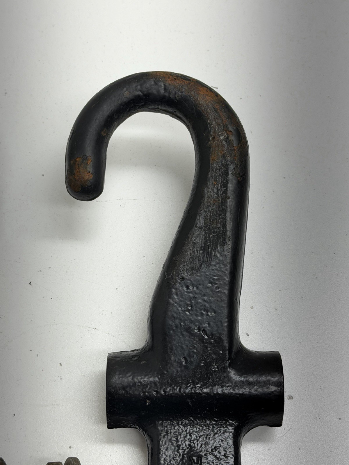 01 - 06 Chevy Silverado GMC Sierra HD 2500 3500 Front Tow Hooks & Hardware A45