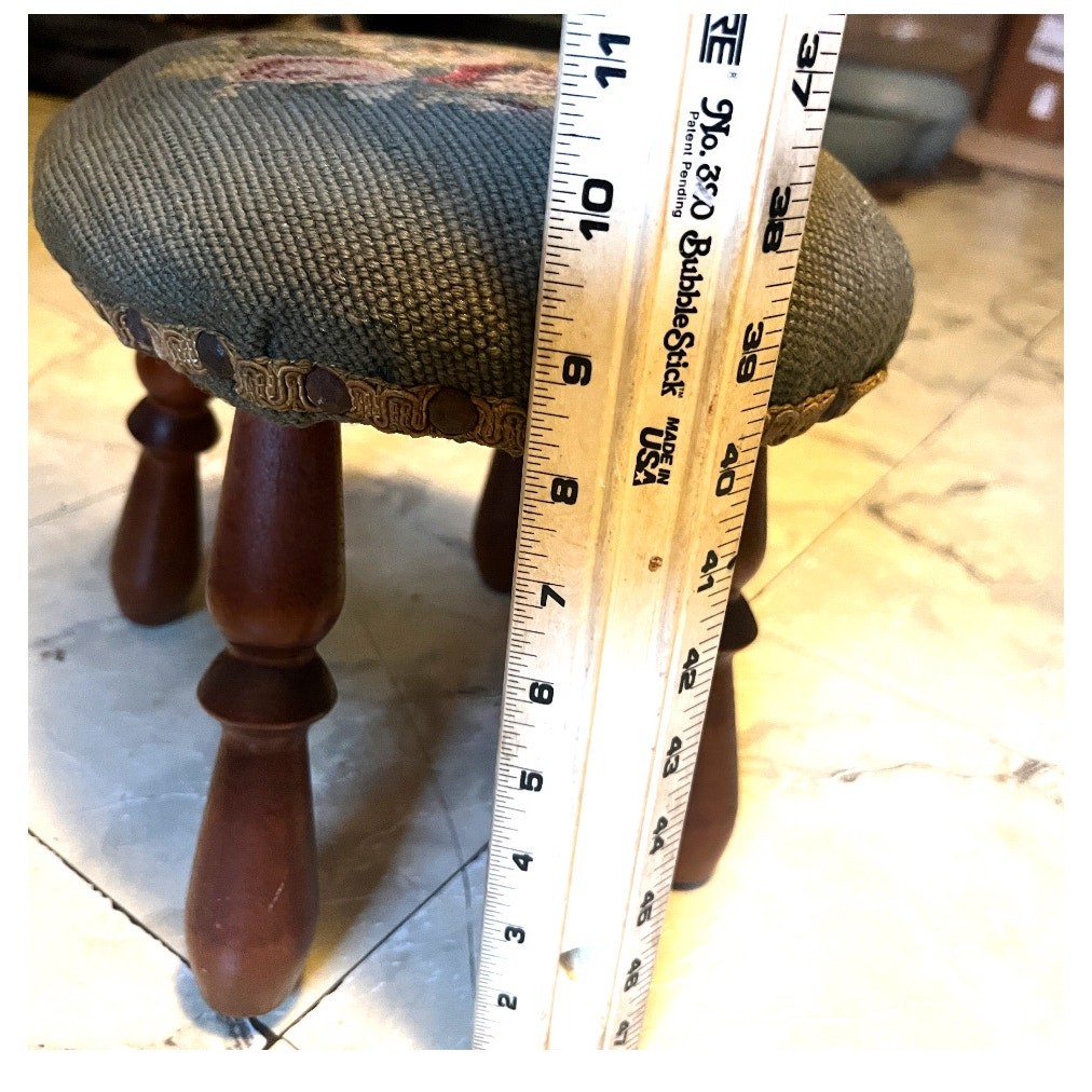 Vintage Needlepoint Footstool Floral Embroidery Wood Legs Oval Small Stool Read