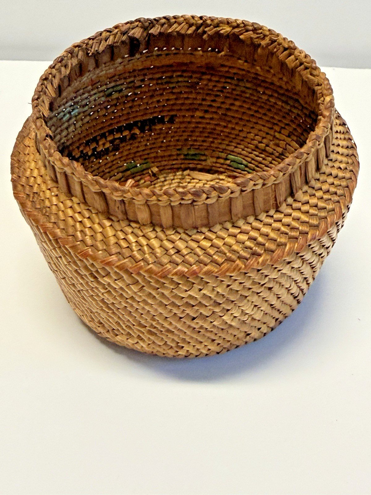 Native American Indian Weaved Lidded Nootka Basket; Small 3"; Early 1900's; #B20