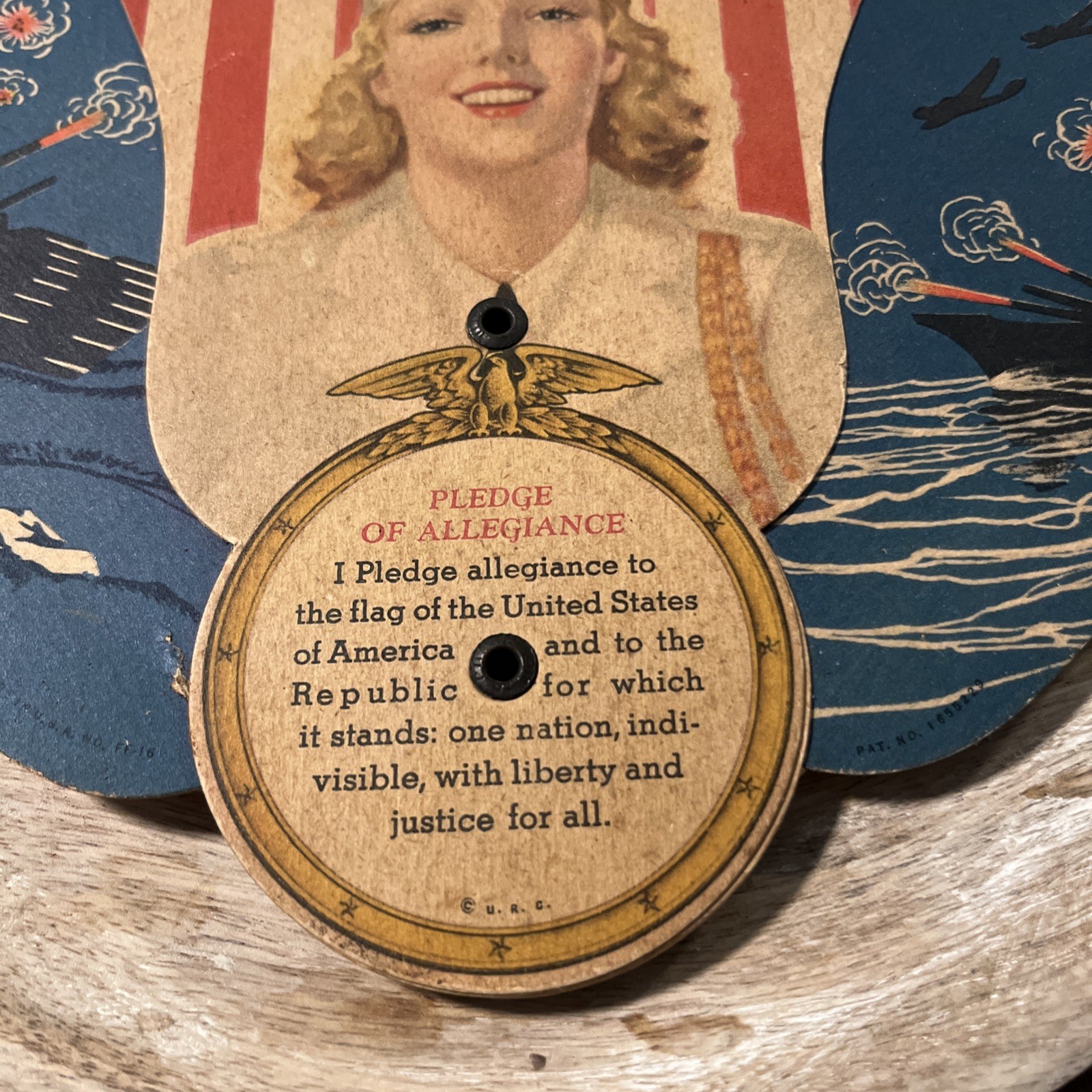 WWII WW2 Patriotic Hand Fan Pledge of Allegiance Advertising Promo Vintage 1940s