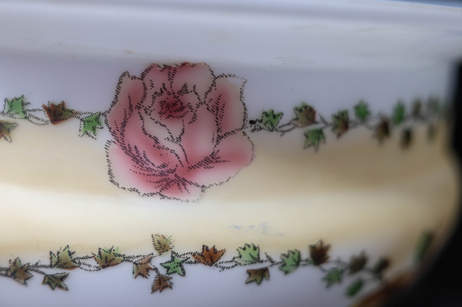 Vintage Large Hanging 3-Chain Glass Light Shade Lamp Part 14.25" Diam x 5" Roses