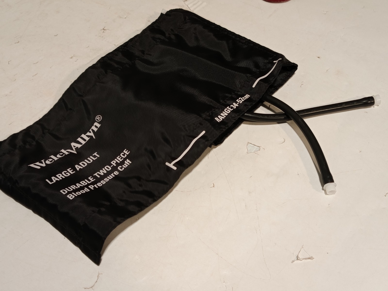 Lot of 40+ BP cuffs & hoses GE Critikon/Welch Allyn 2205 107365 088845 NIBP 12ft