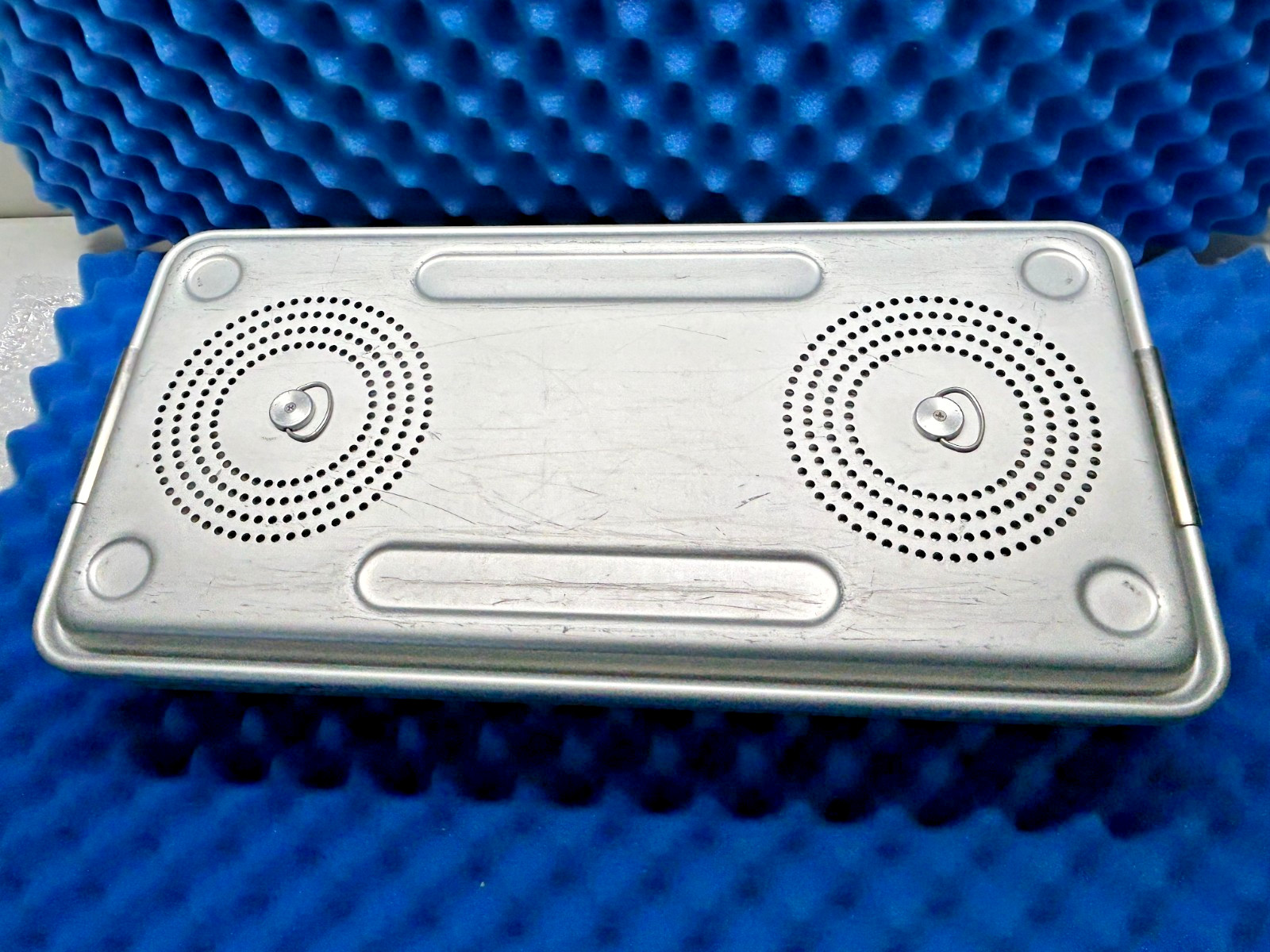 CASE MEDICAL STERITITE SOLID BOTTOM STERILIZATION CONTAINER SC04FG 23.5"x 11"x4"