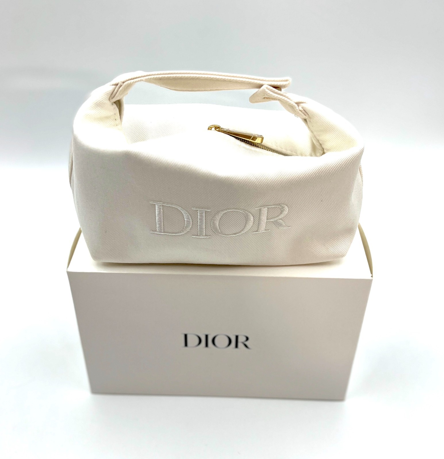 New in Box! Christian Cosmetic Makeup Bag Pouch With Top Handle ~ White
