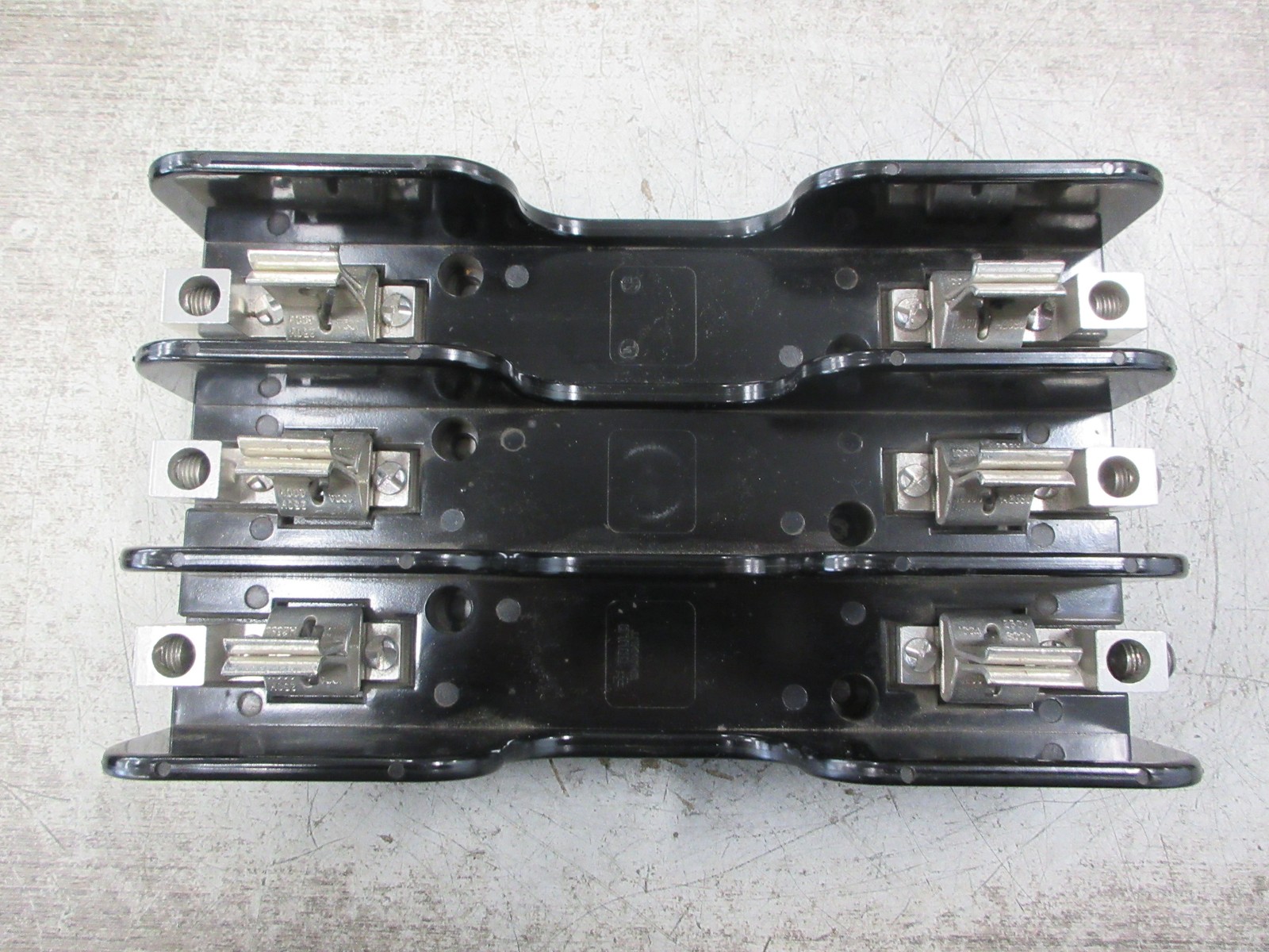 Gould Shawmut Fuse Block 61038RKJ 100A 600V 3P Used