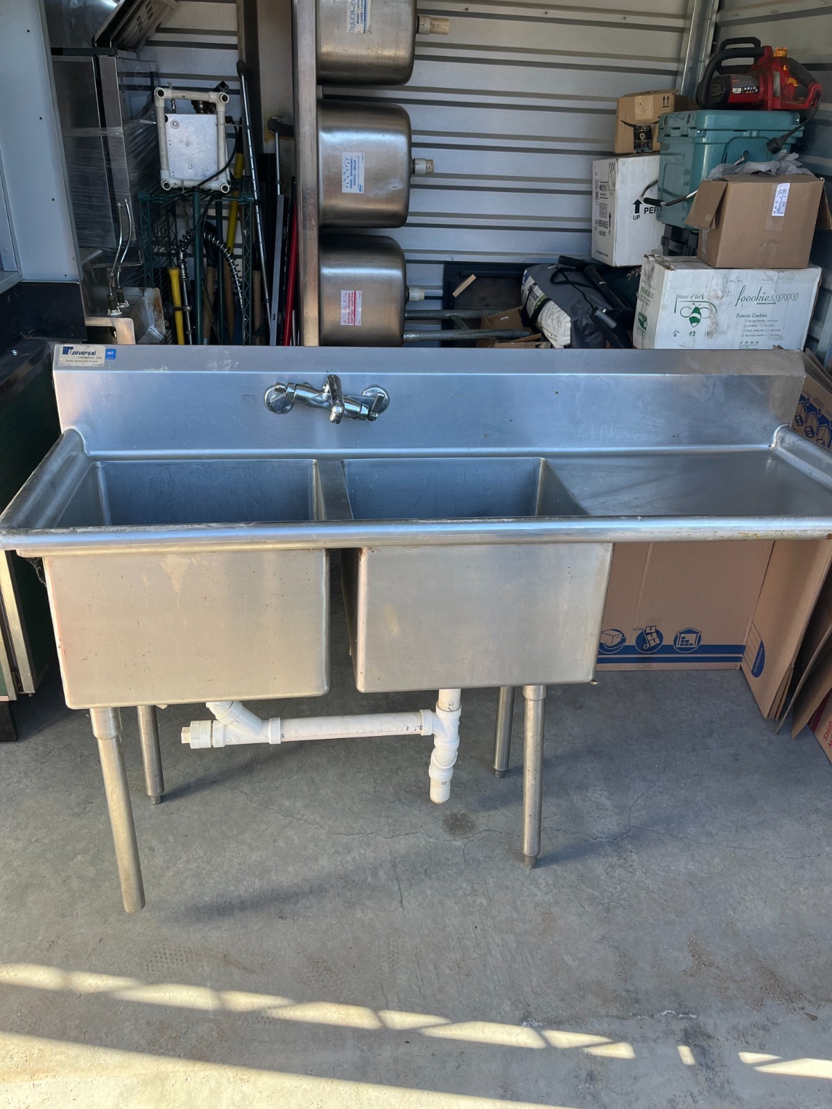 2 Compartment Prep Sink w/right hand drain shelf, used