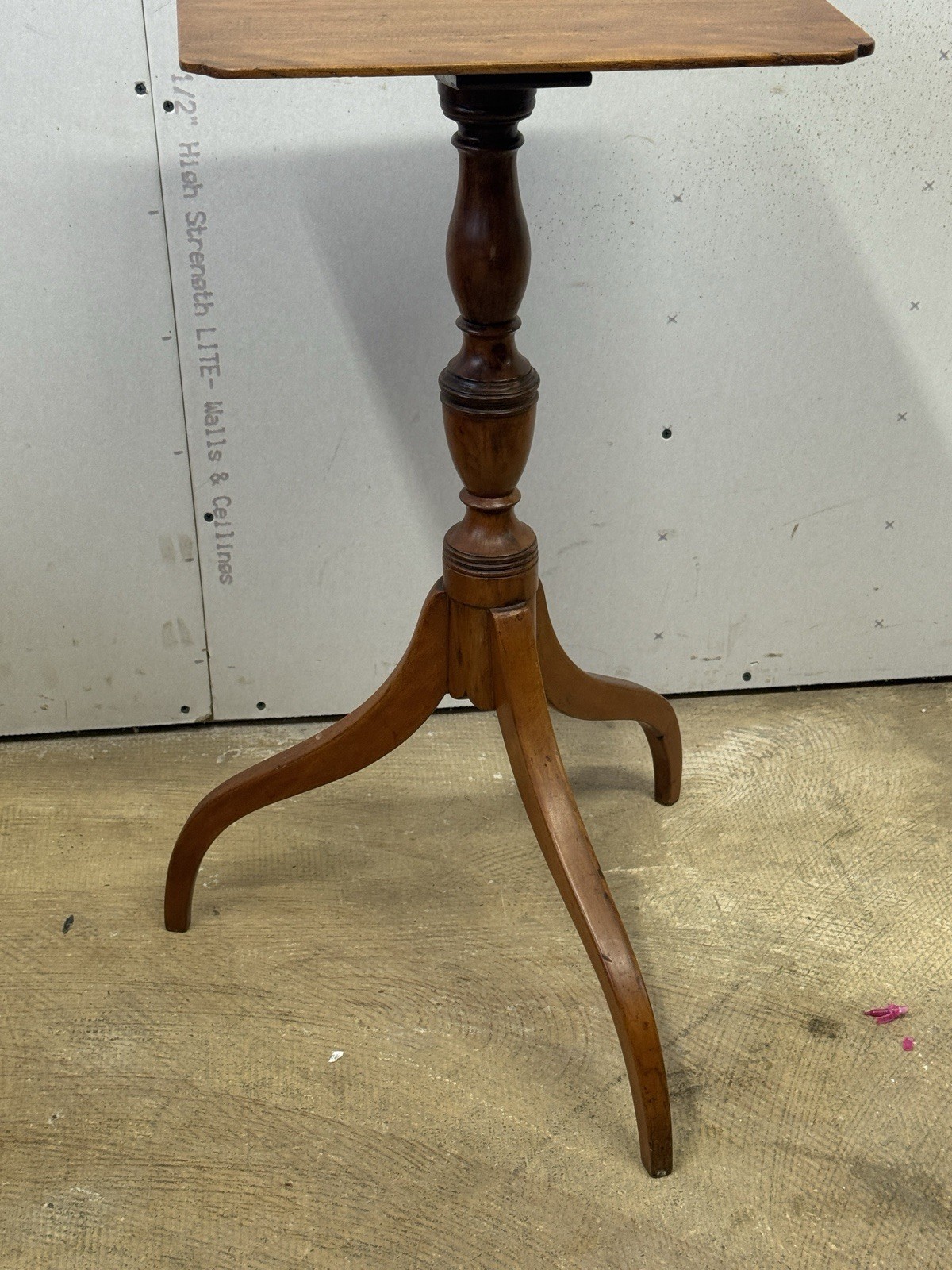 Antique New England maple federal cherry candle stand 1810 spider legs