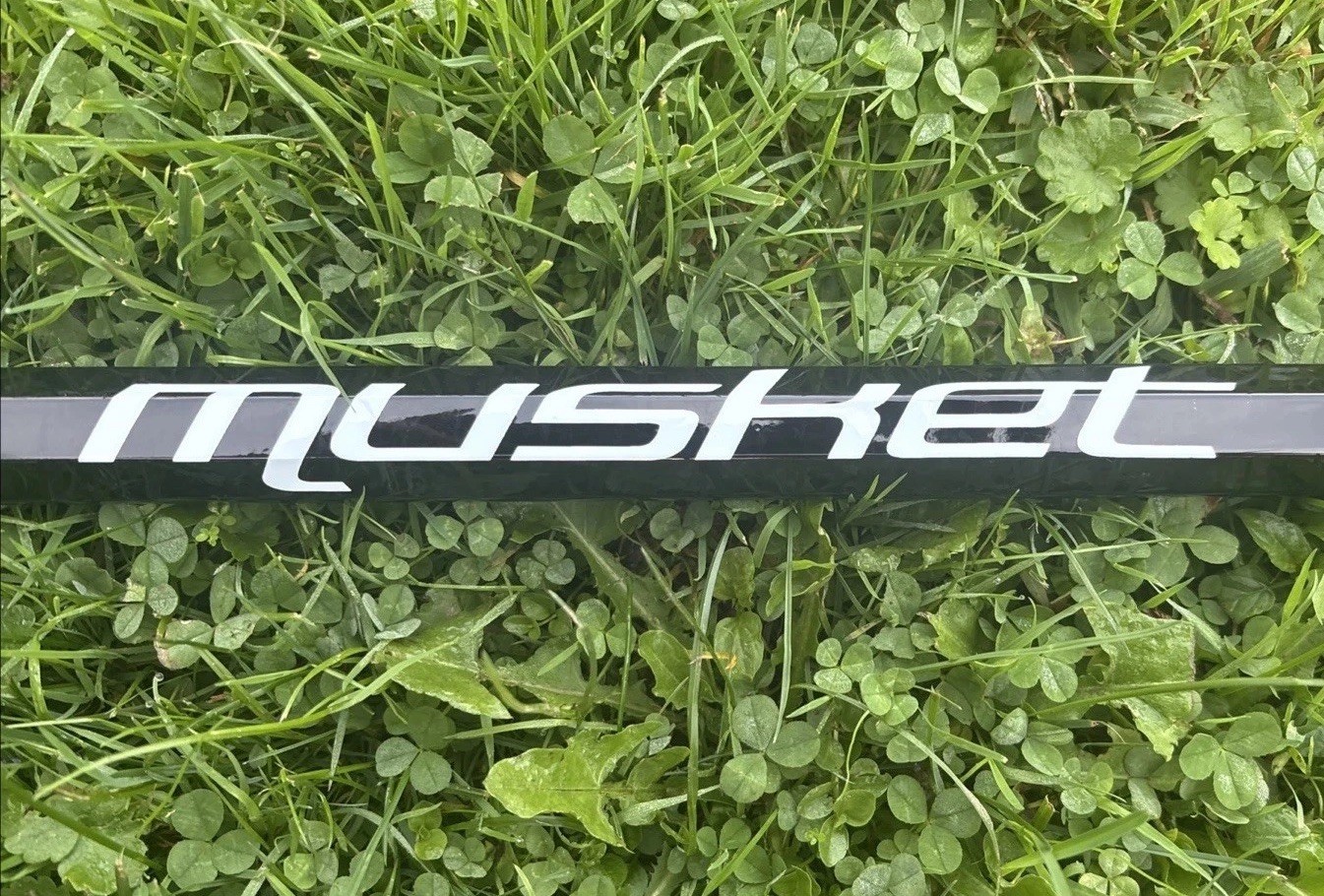 Musket Composite Carbon Fiber Lacrosse Shaft Attack/Mid. 6.3oz Shaft Only.
