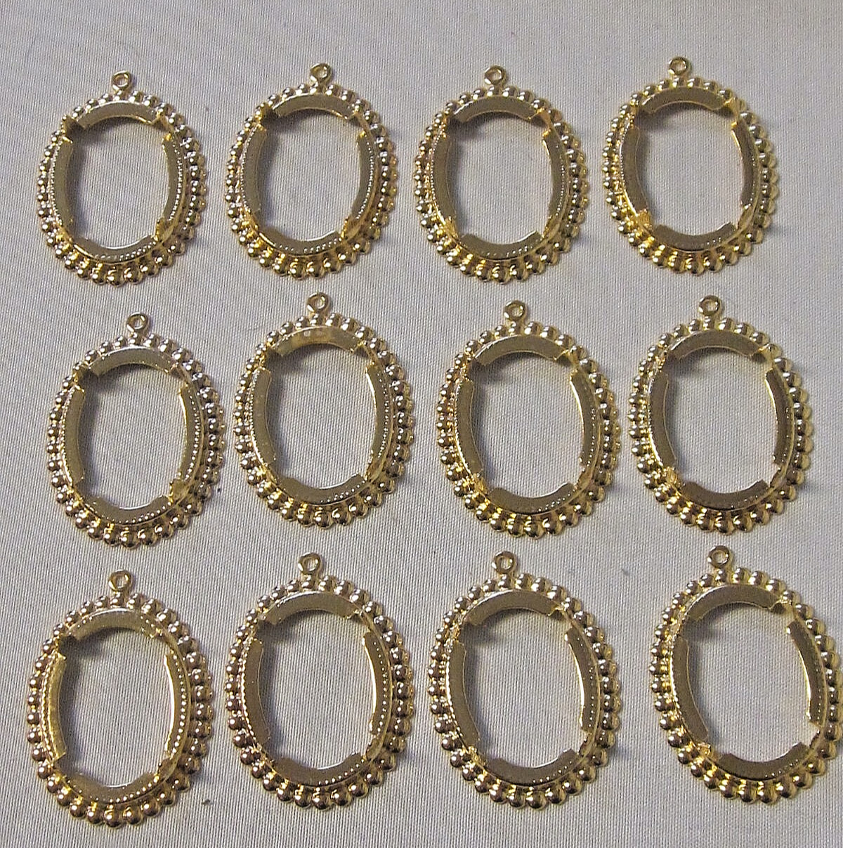12pc Rare Prong Set HAMILTON GOLD PLATED 25x18mm Oval Cameo Pendant Settings NOS