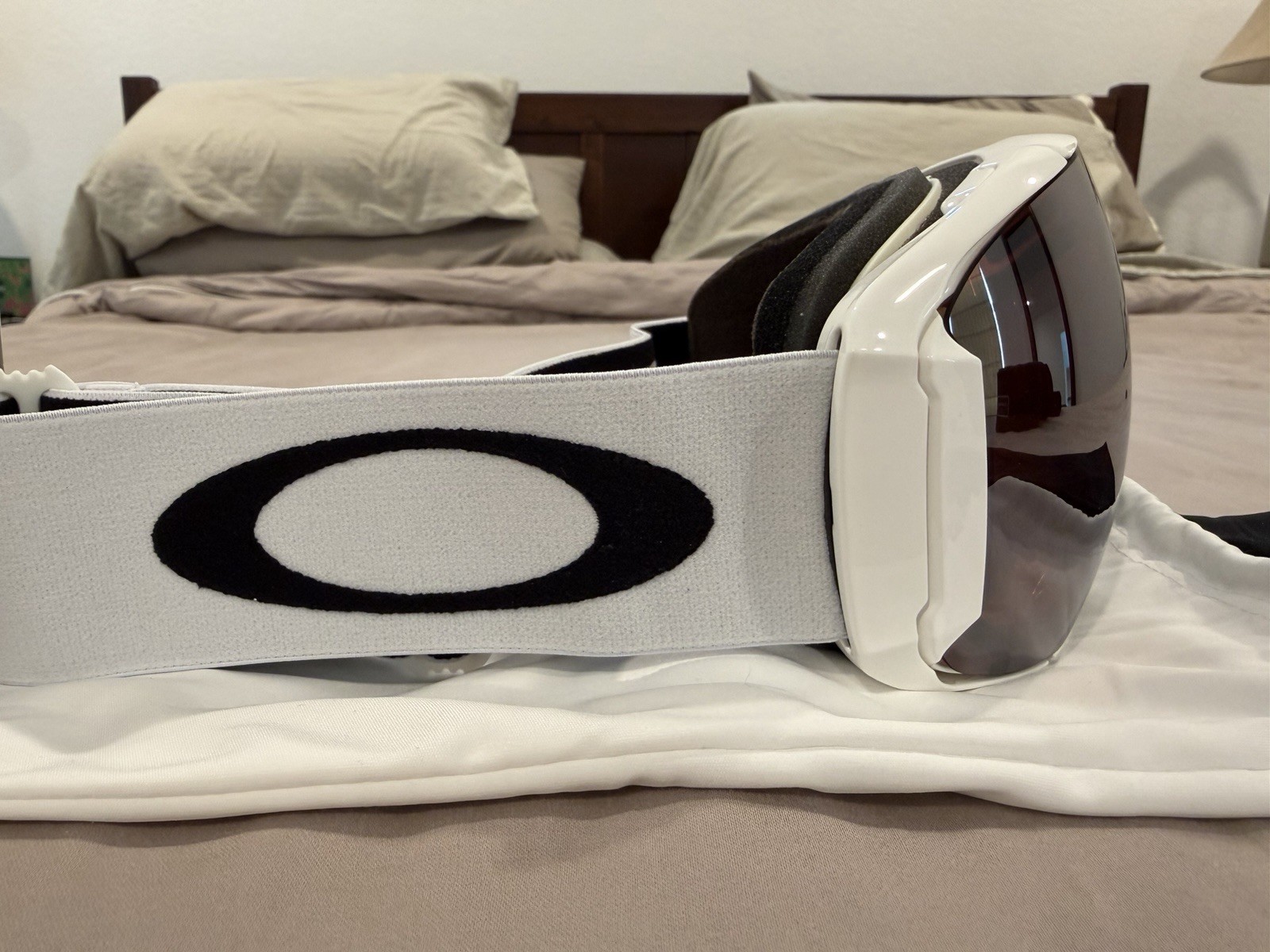 Oakley Airbrake Xl Polished White With Prizm Black Iridium Lens And Dakine Case