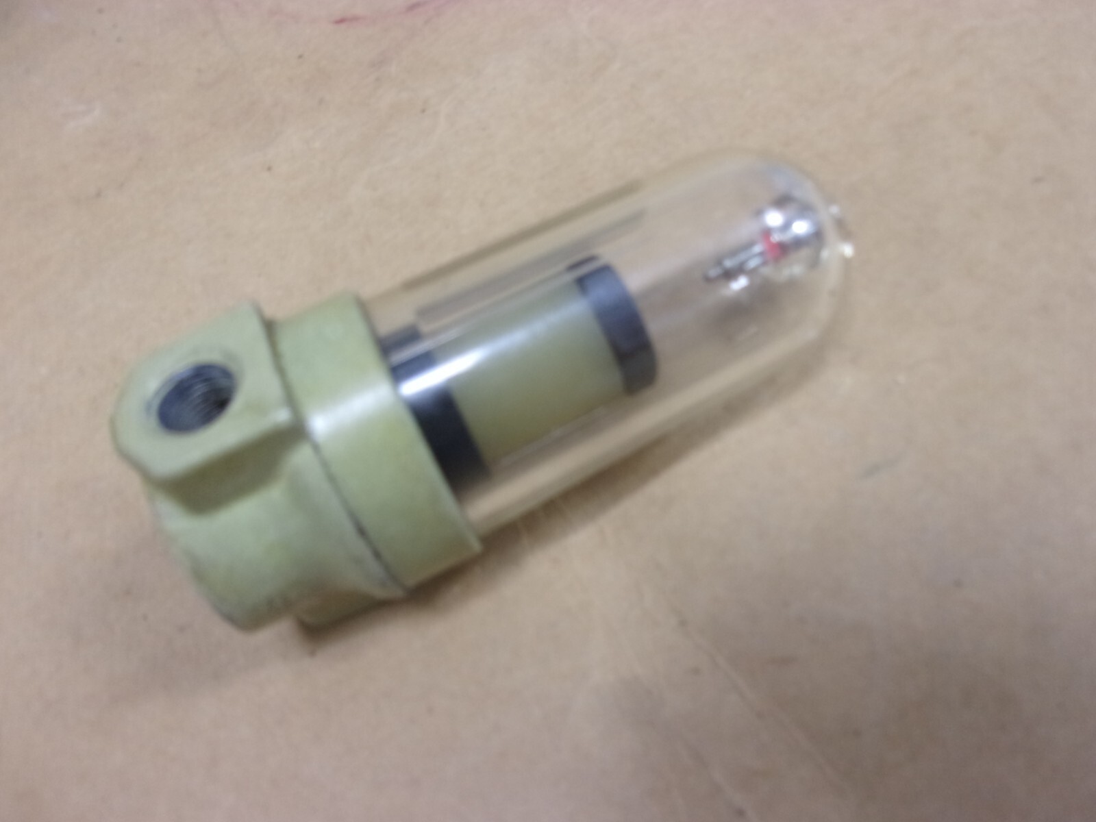 Norgren F07-100-M1TA Pneumatic 1/8" Npt Air Line Hose Filter Water Seperator USA