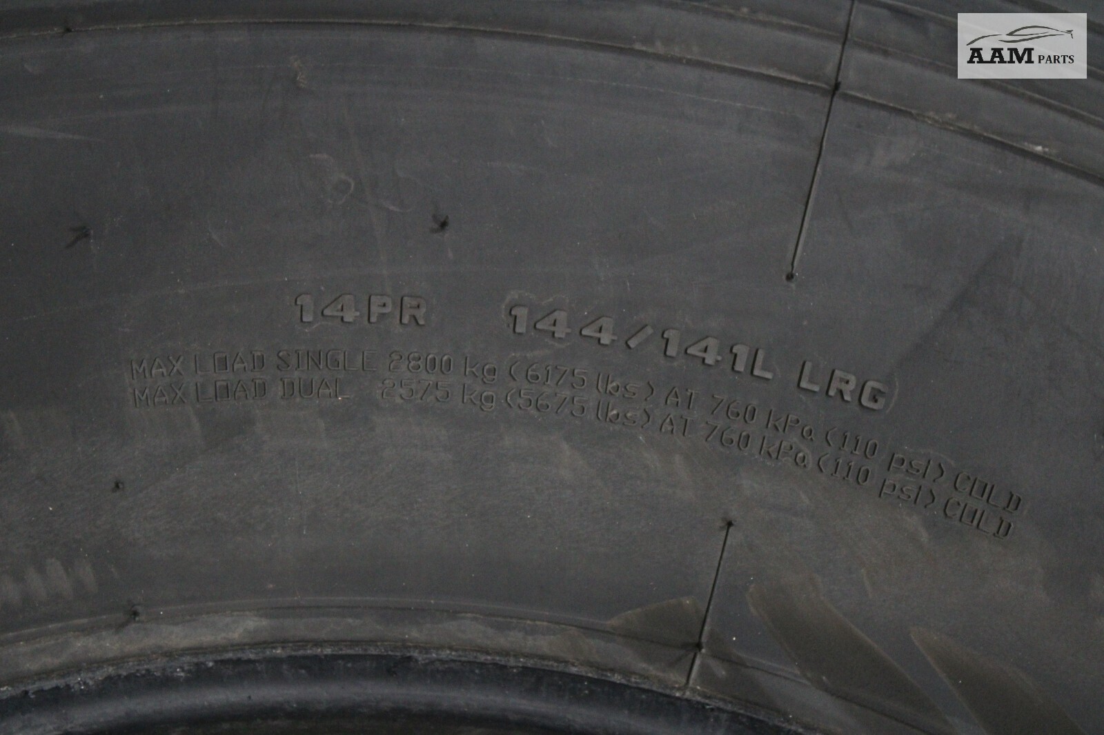 2018-2024 FREIGHTLINER CASCADIA WHEEL TIRE 295/75 R22.5 DOUBLE COIN OEM