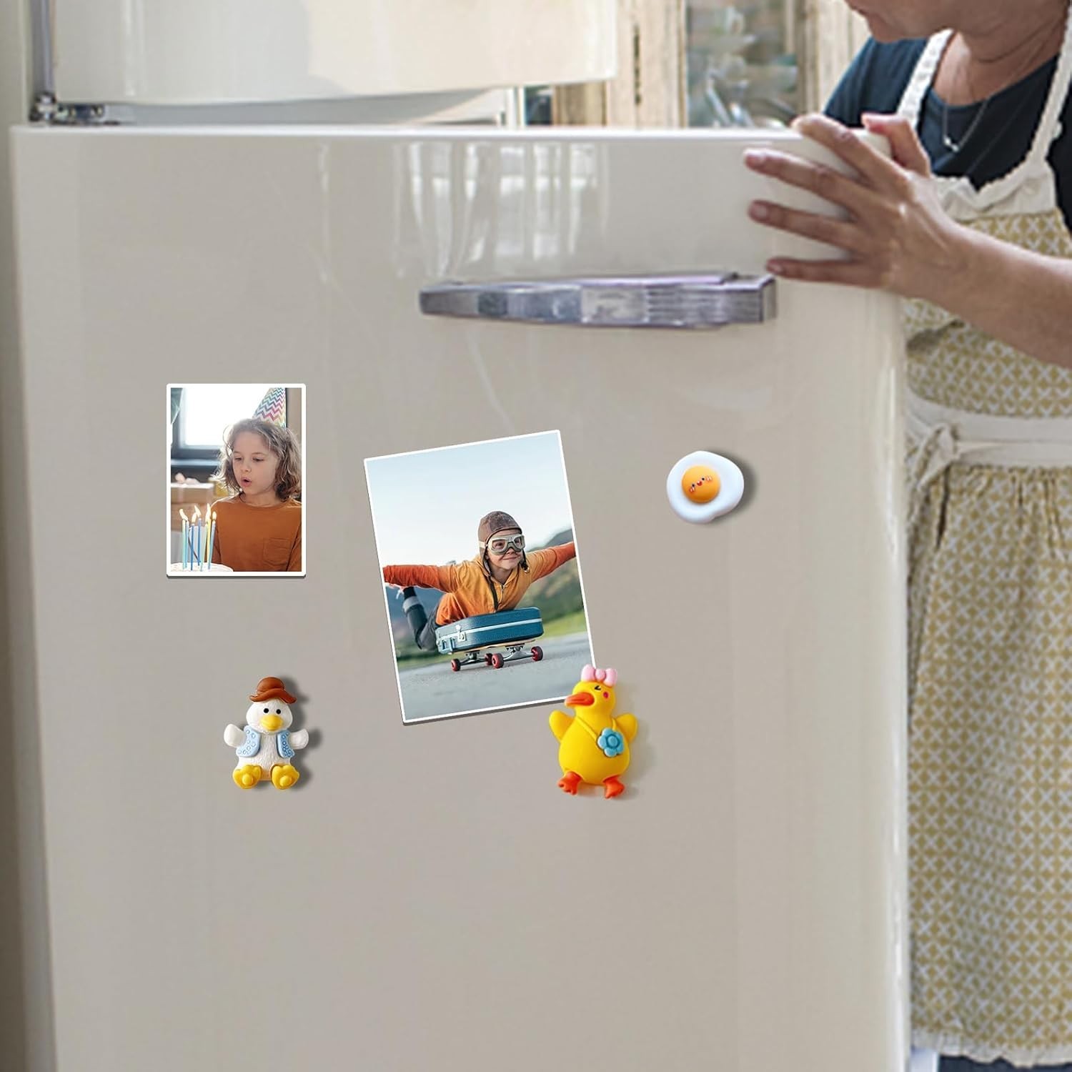 Magnetic Sheets for Photos & Crafts 30-Pack