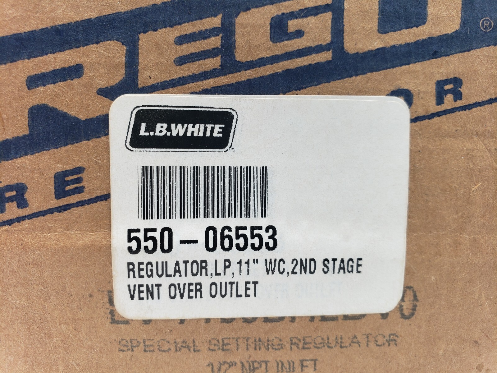 LB White Propane Regulator LP 11" WC 2nd Stage Vent Over Outlet 550-06553 3/4"