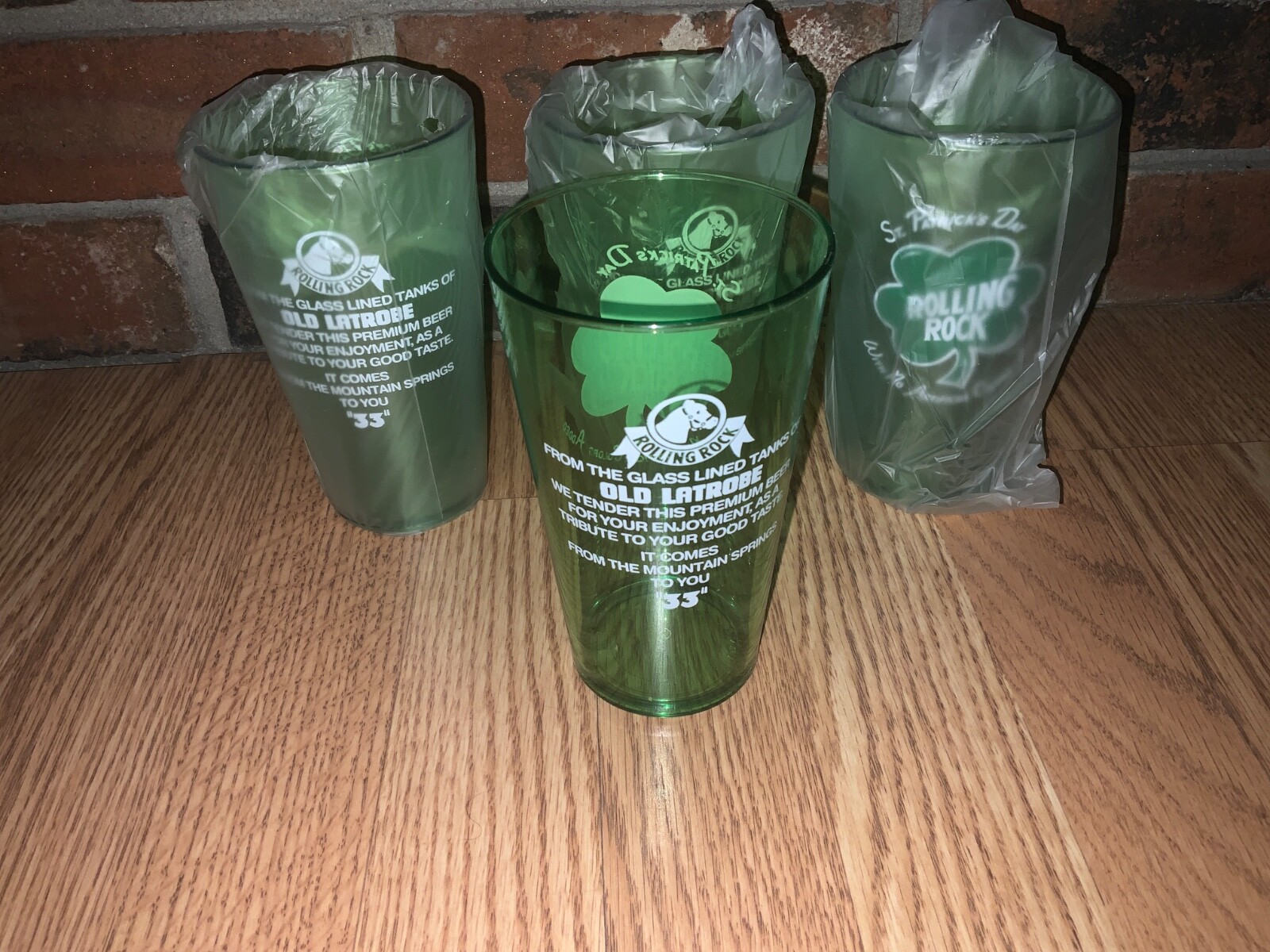 NEW Rolling Rock St. Patrick’s Day Pint Cup green Latrobe Shamrock logo set of 4