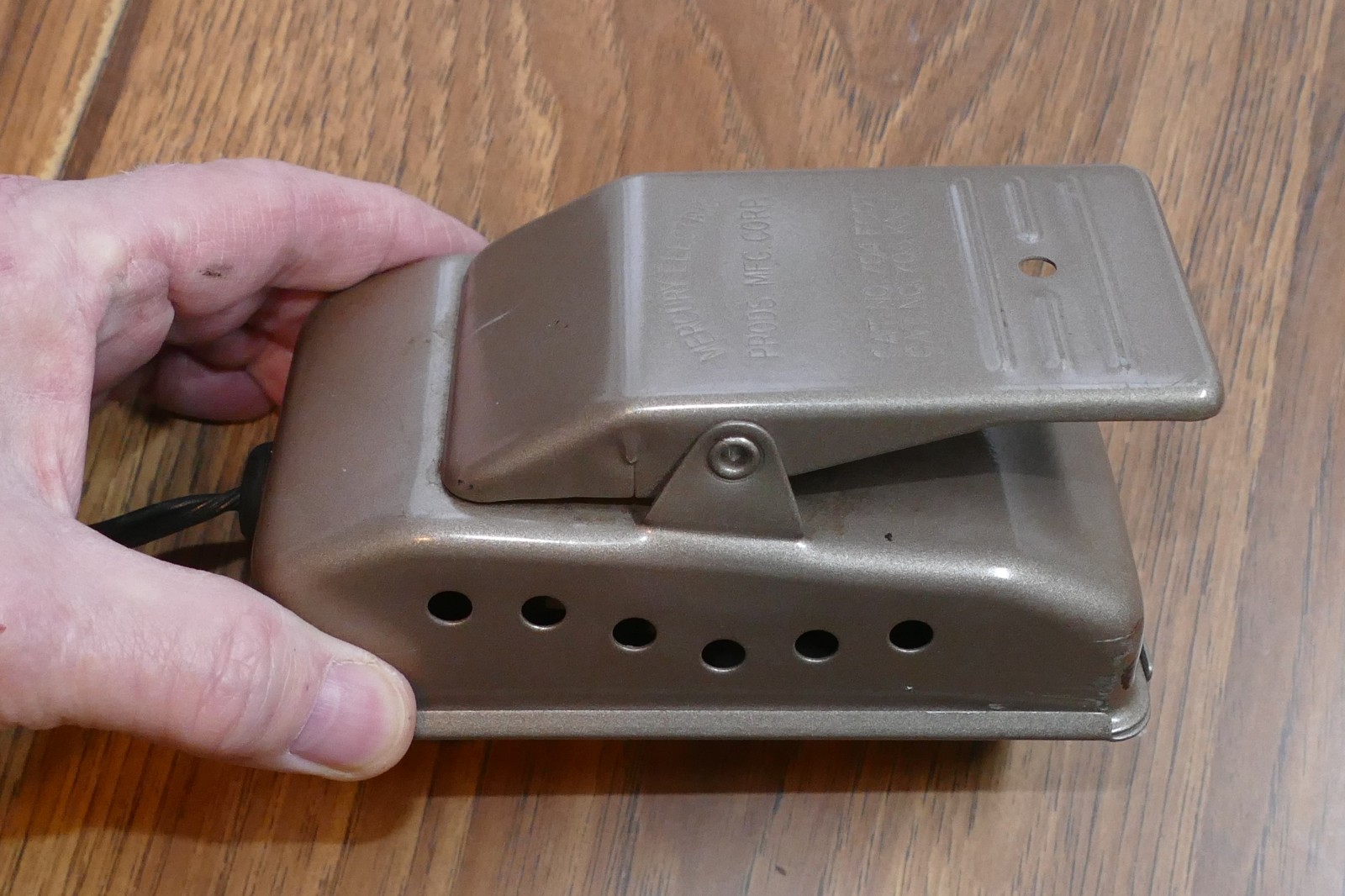 Singer Sewing Machine Motor BY 8-7, Light, Pedal - Tested Works