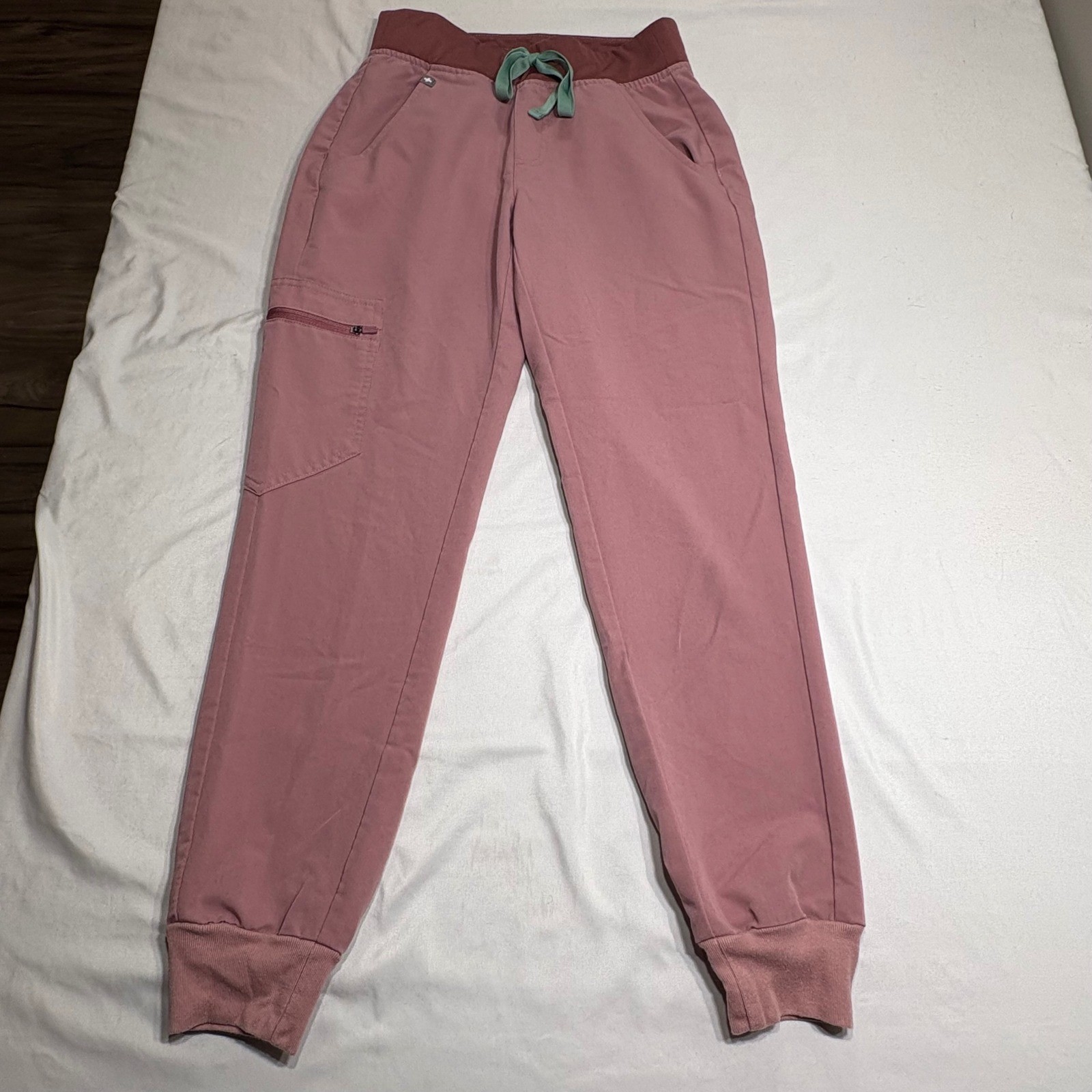 FIGS Scrub Set Women XXS Mauve Casma Top Zamora Jogger Pant Technical Collection
