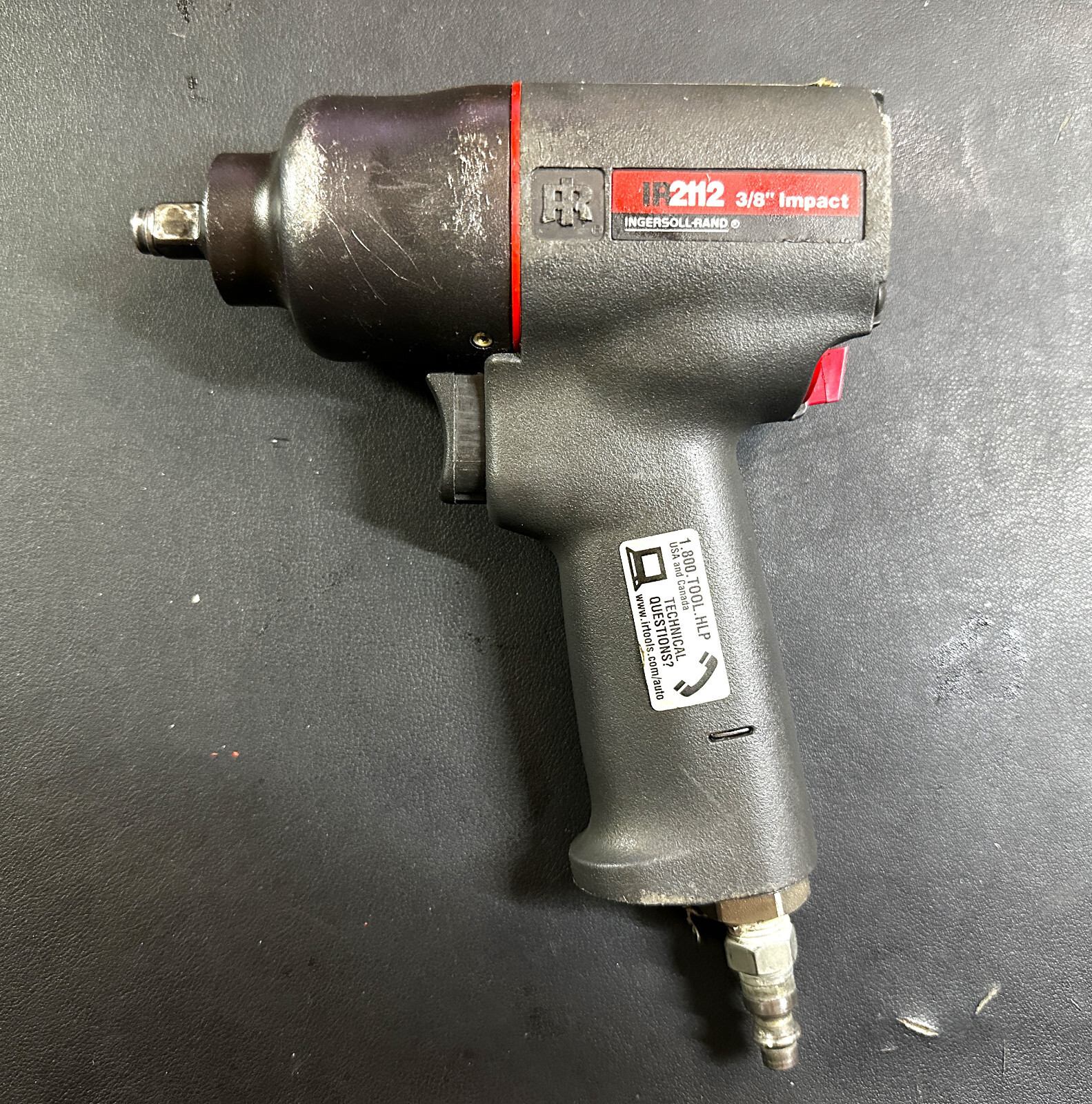 INGERSOLL RAND IR2112 3/8" Ultra Duty & 2131A Twin-Hammer 1/2" Impact Wrenches