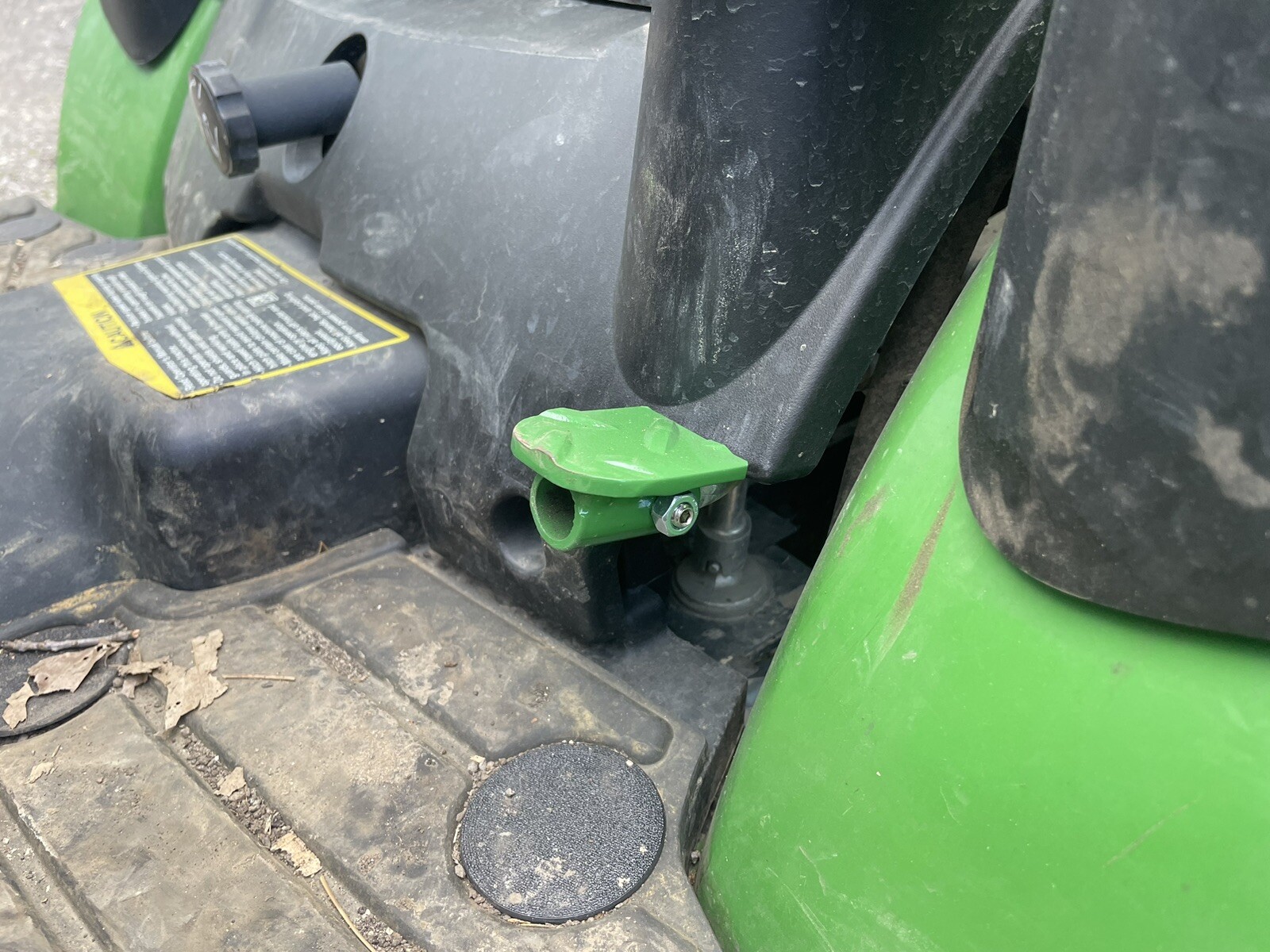 Diff Lock Pedal JD 1025r 1023e 2025r Green