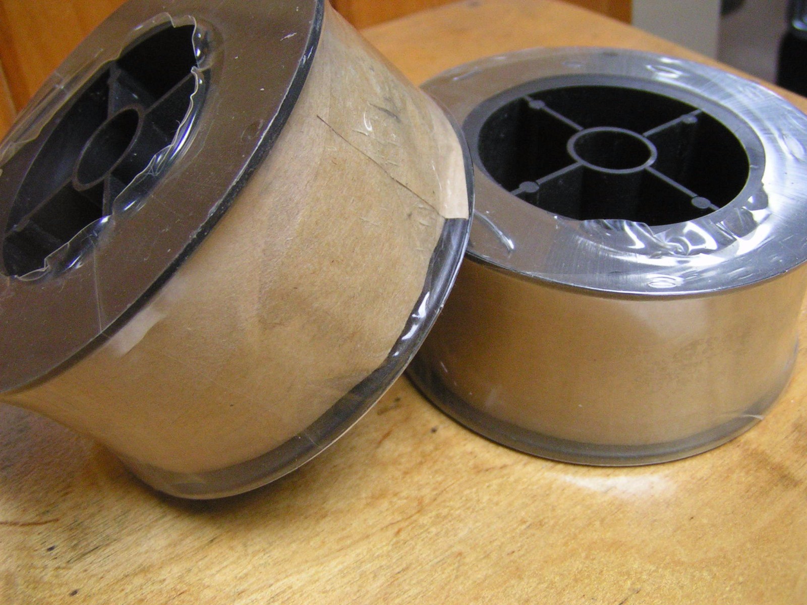 4 LBS of Mild Steel MIG Wire 2Ib rolls ER 70S-6- .035" 2 ROLLS **FREE GIFT**