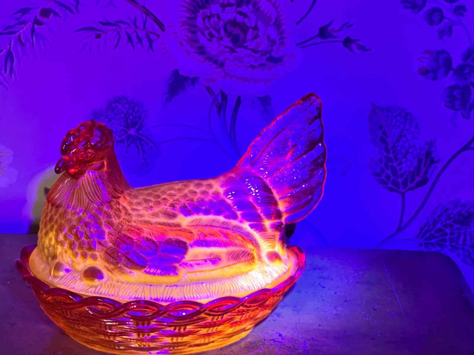RARE! LG Wright XL Amberina Glass Hen On Nest 7 1/2" MINT!