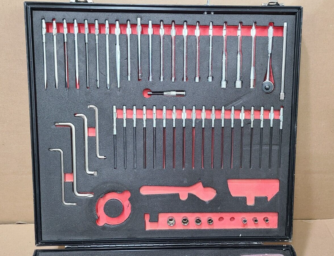 LotP TK-105 A/G Kippertool Military Electronic System Tool Kit in Wilson case