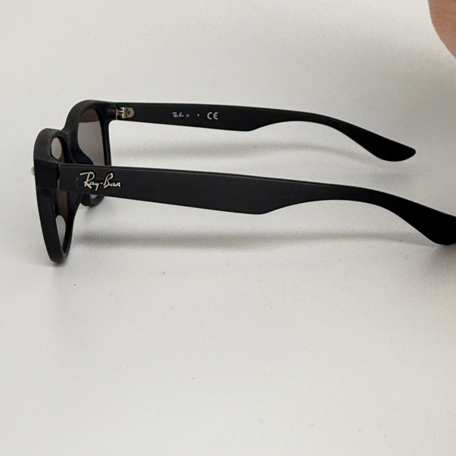 Ray-Ban Junior RJ9052S 100S/55 New Wayfarer Sunglasses Black 47-15 125 3N 22148