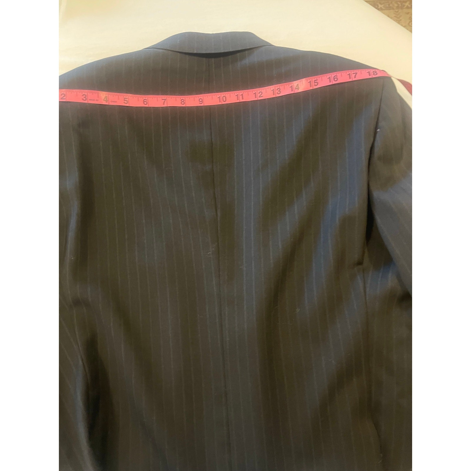 EUC: Armani Collezioni Men's Wool Suit Size 42 R